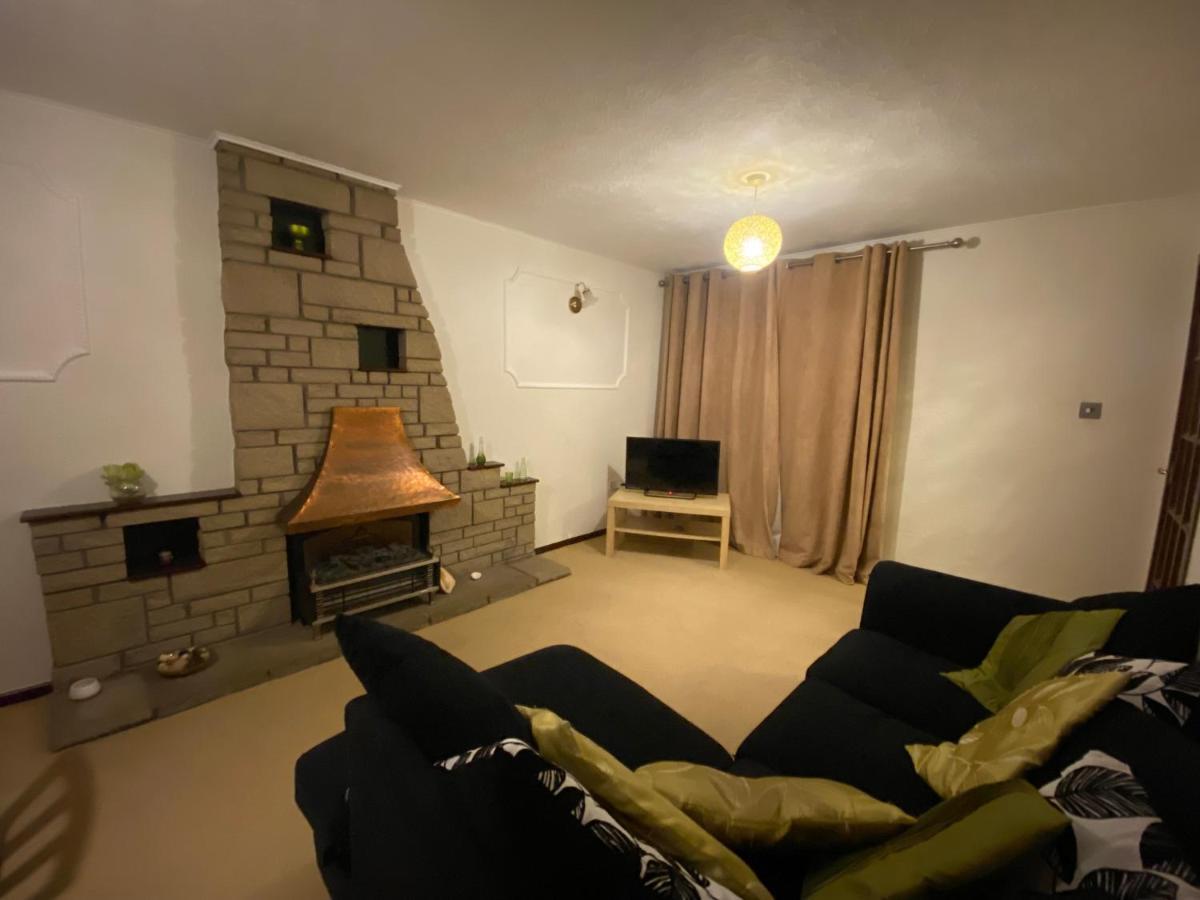 Serene 4Br In Harborne Close To Qe Hospital, Harborne Centre เบอร์มิงแฮม ภายนอก รูปภาพ