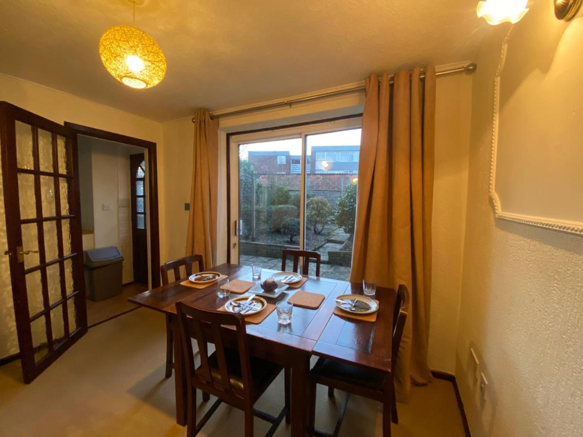 Serene 4Br In Harborne Close To Qe Hospital, Harborne Centre เบอร์มิงแฮม ภายนอก รูปภาพ