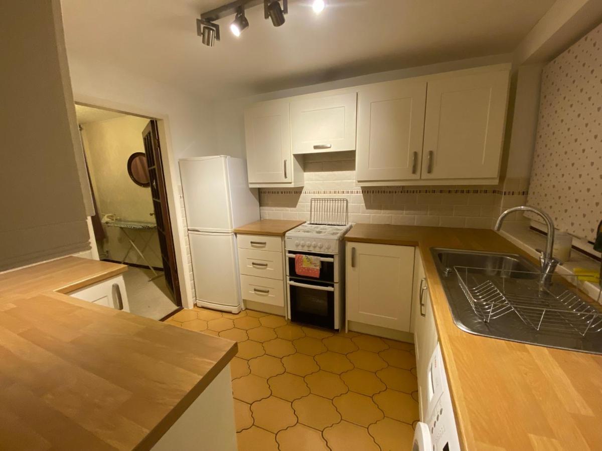 Serene 4Br In Harborne Close To Qe Hospital, Harborne Centre เบอร์มิงแฮม ภายนอก รูปภาพ